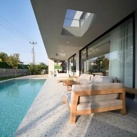 Laser Villa