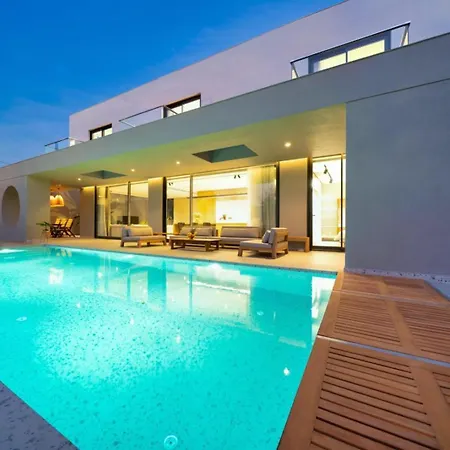 Laser Villa *